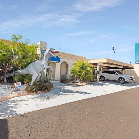 Bundaberg Coral Villa Motor Inn エクステリア 写真
