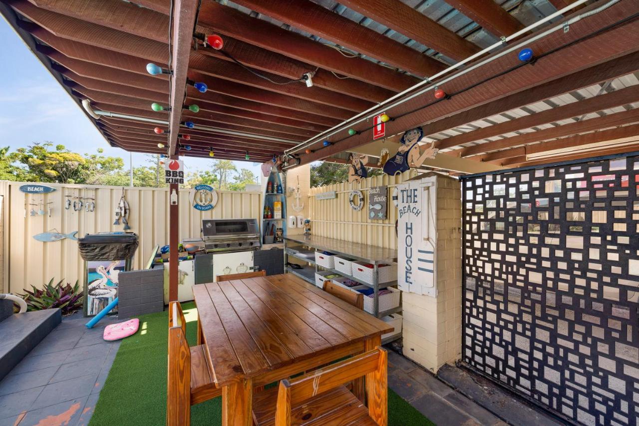Bundaberg Coral Villa Motor Inn エクステリア 写真