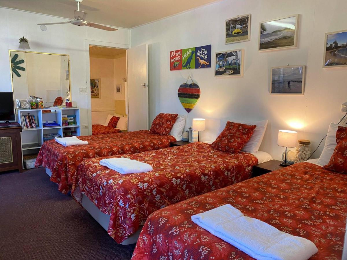 Bundaberg Coral Villa Motor Inn エクステリア 写真