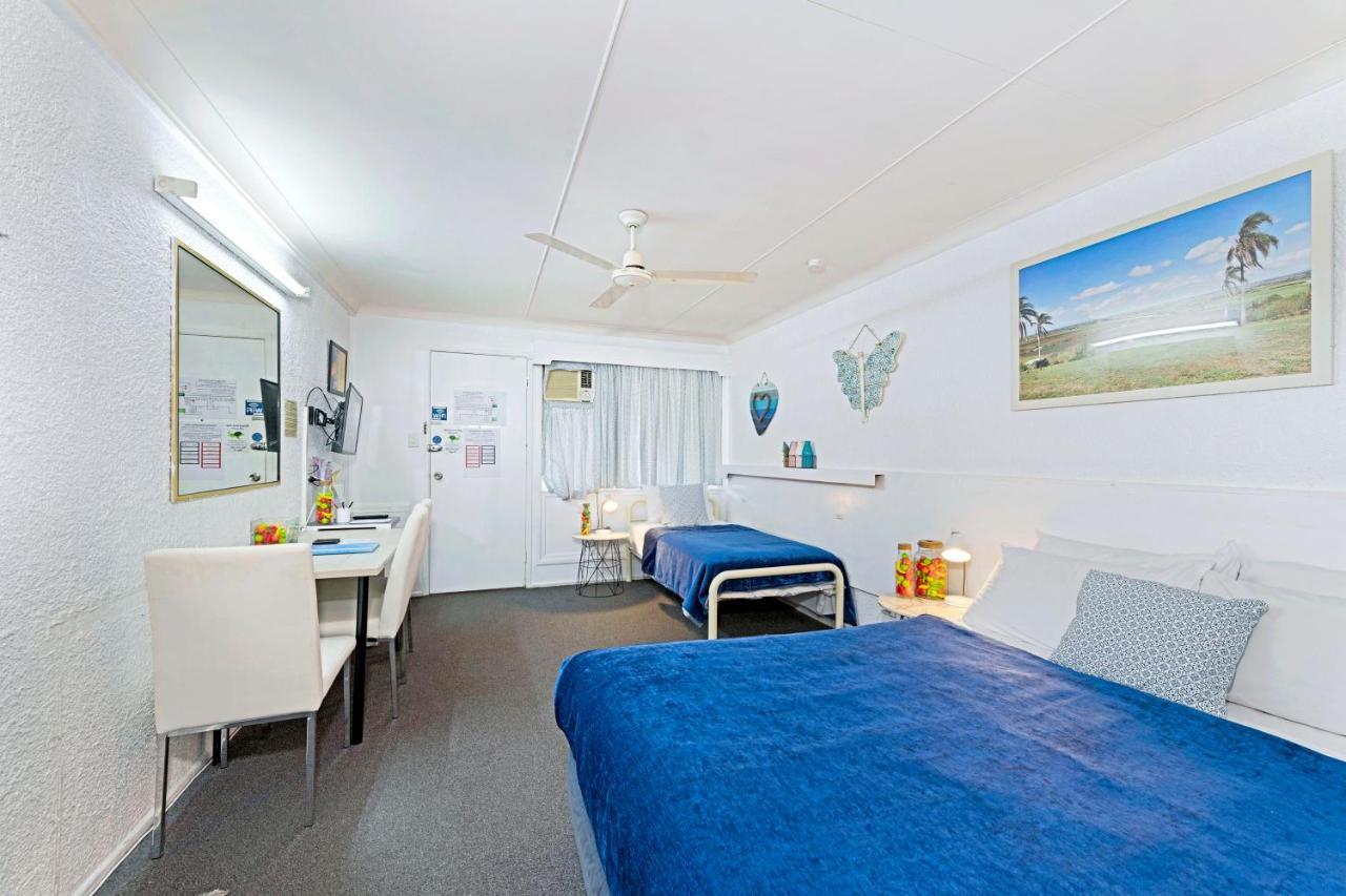 Bundaberg Coral Villa Motor Inn エクステリア 写真