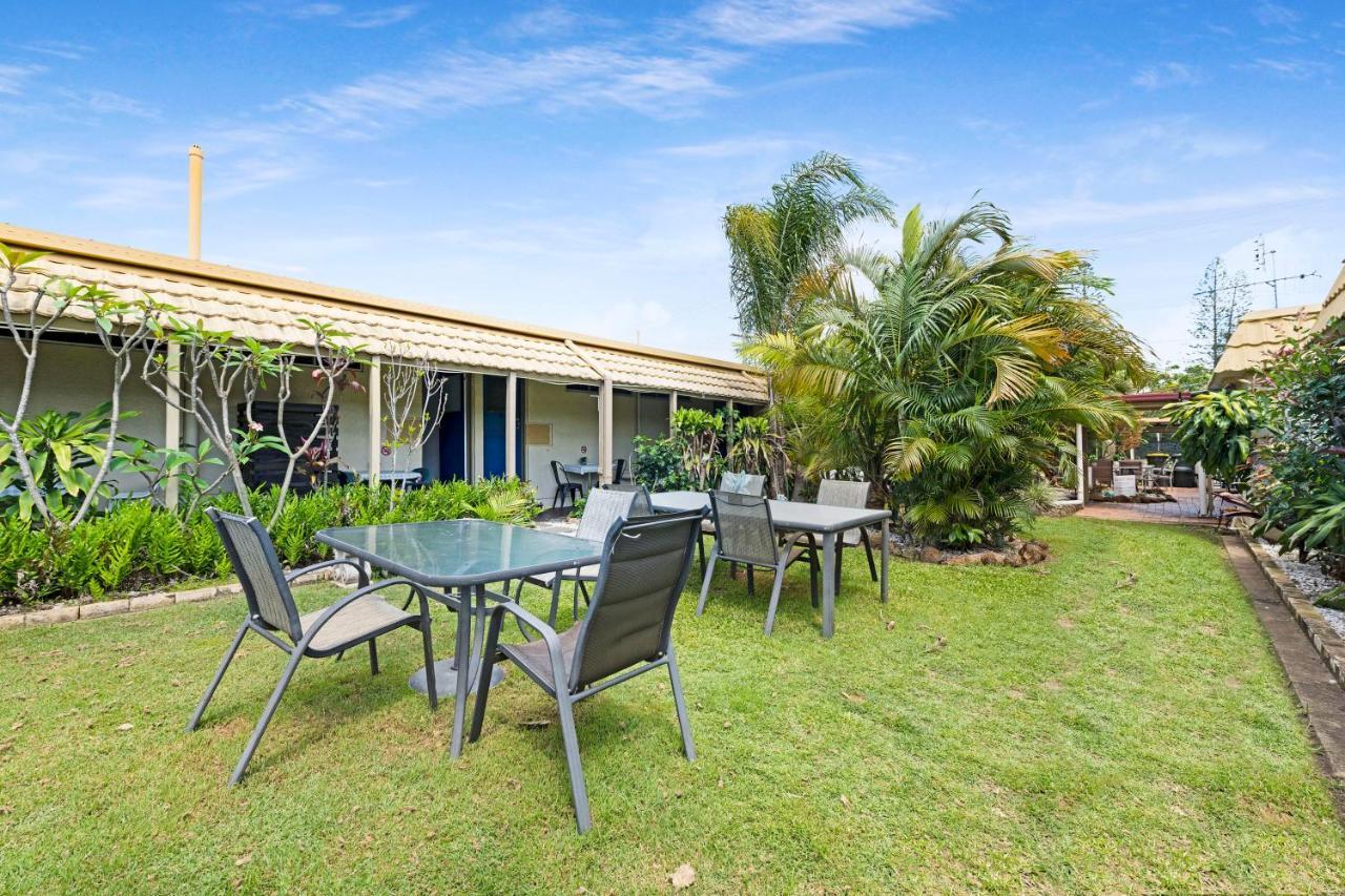 Bundaberg Coral Villa Motor Inn エクステリア 写真