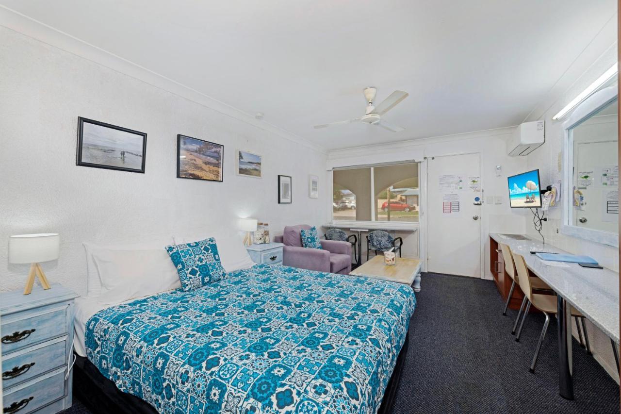 Bundaberg Coral Villa Motor Inn エクステリア 写真