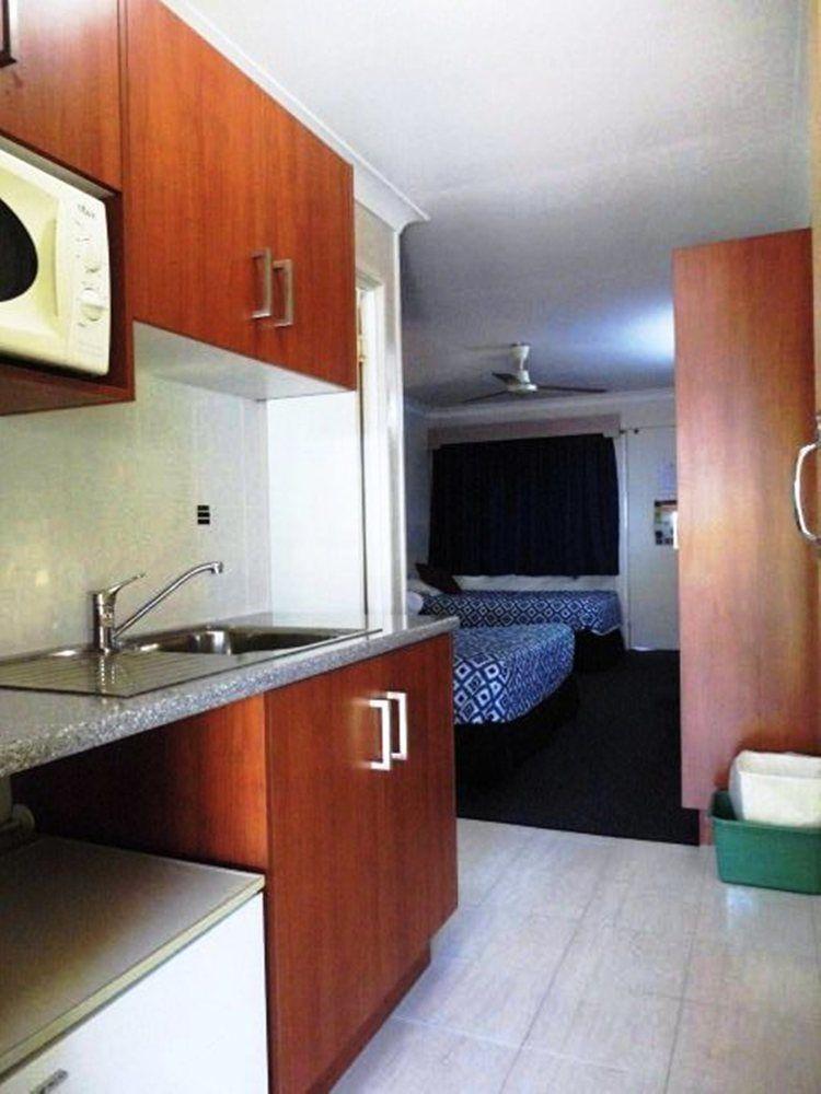 Bundaberg Coral Villa Motor Inn エクステリア 写真