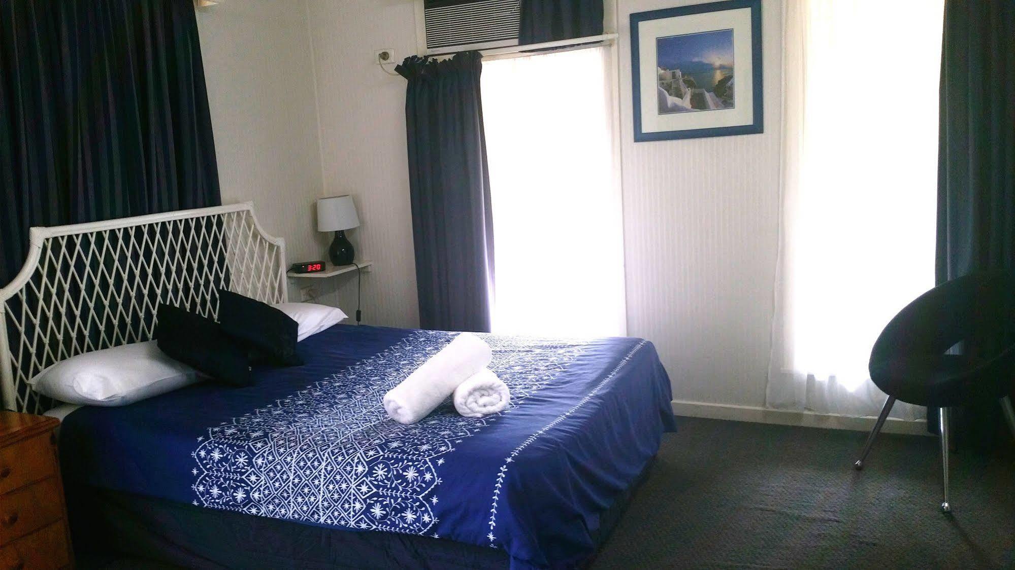 Bundaberg Coral Villa Motor Inn エクステリア 写真