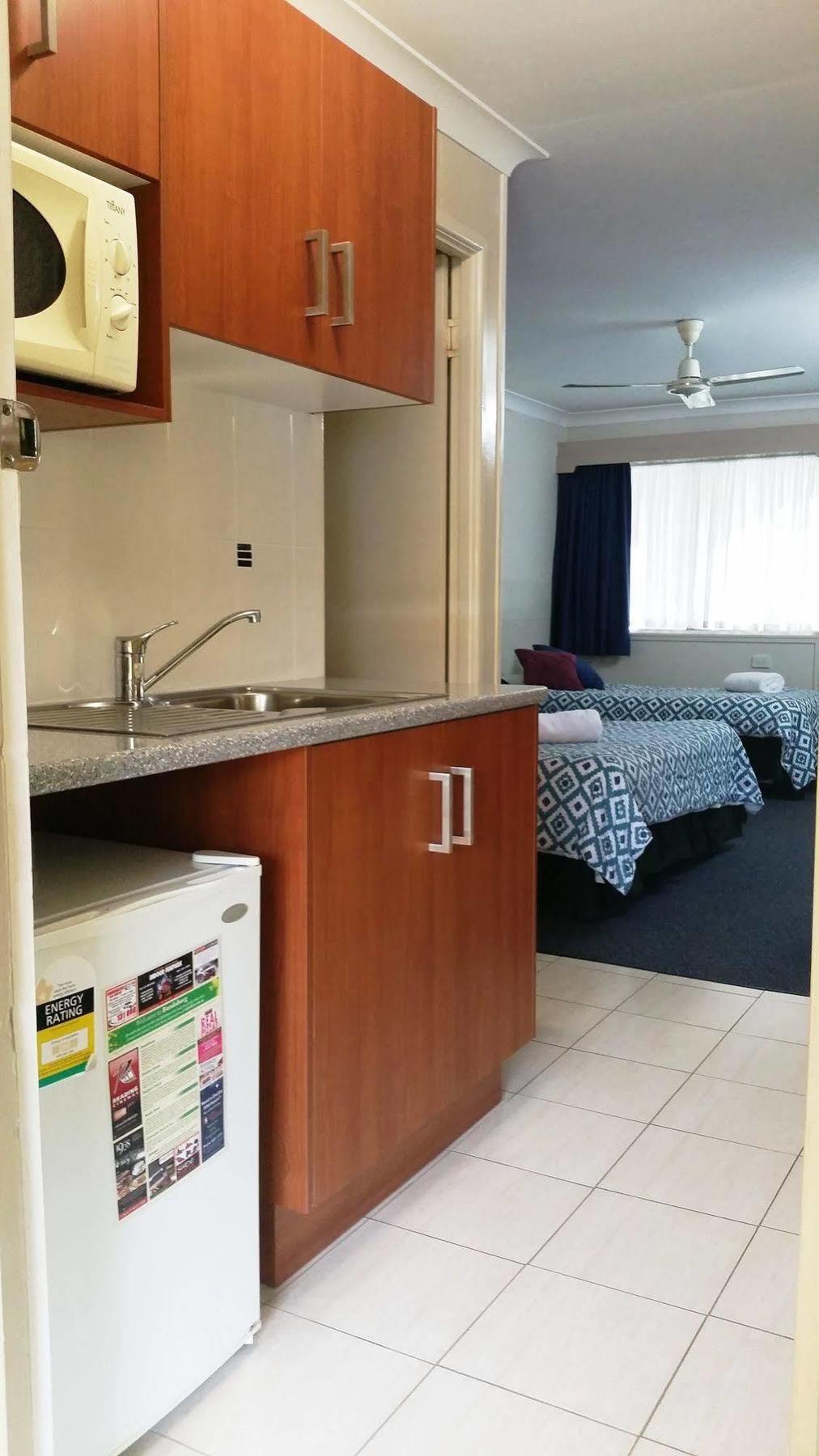 Bundaberg Coral Villa Motor Inn エクステリア 写真