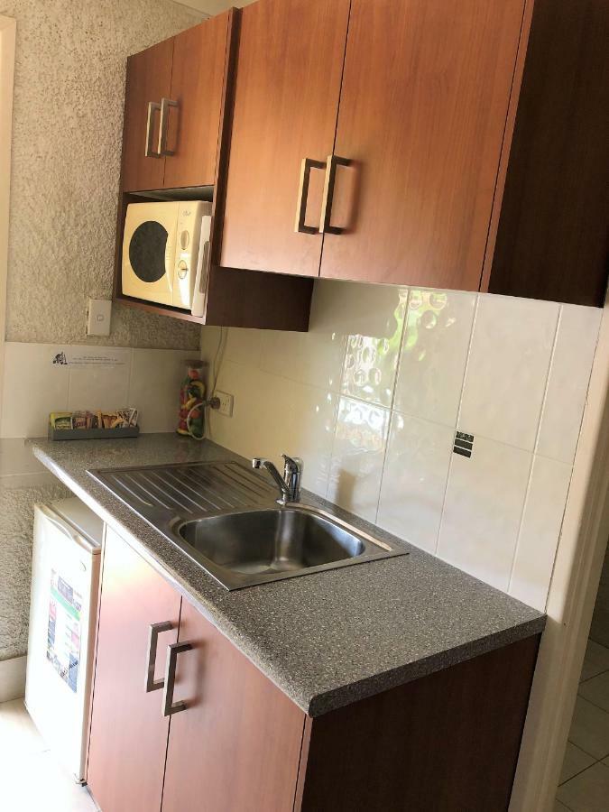 Bundaberg Coral Villa Motor Inn エクステリア 写真